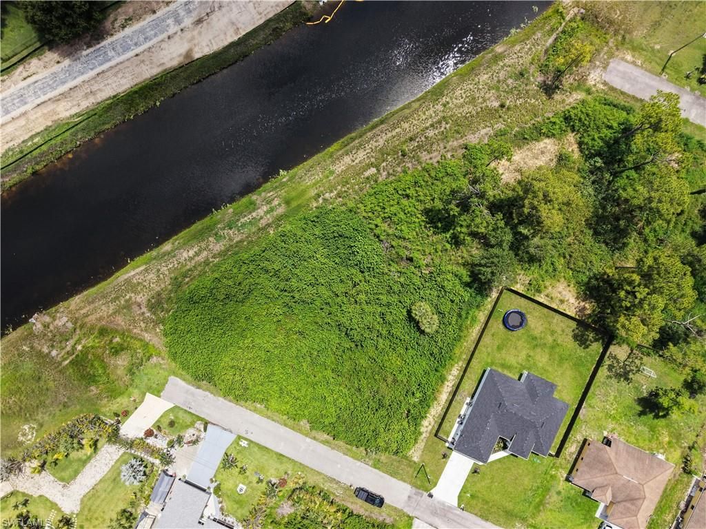 1208 Flora AVE N, LEHIGH ACRES, FL 33971 — photo 2
