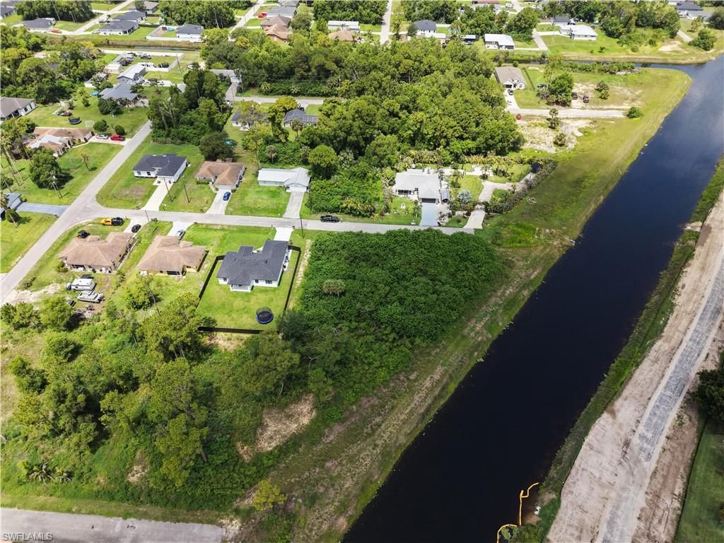1208 Flora AVE N, LEHIGH ACRES, FL 33971 — photo 3