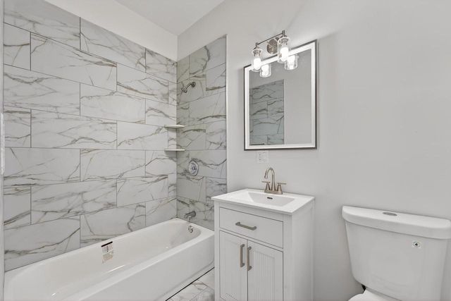 716 Rogers STREET, Milwaukee, WI 53204