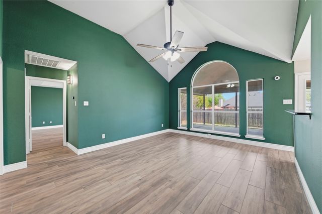 6770 Daren Drive, Fort Worth, TX 76137