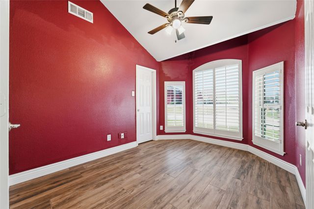 6770 Daren Drive, Fort Worth, TX 76137