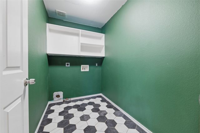 6770 Daren Drive, Fort Worth, TX 76137