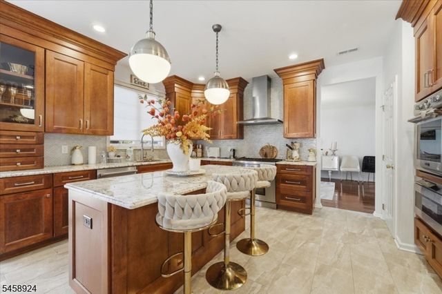 42 Margaret Dr, Franklin Twp., NJ 08873