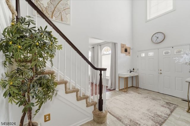 42 Margaret Dr, Franklin Twp., NJ 08873
