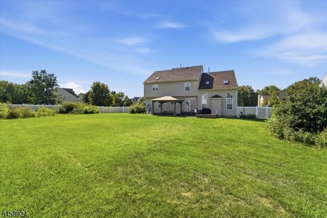42 Margaret Dr, Franklin Twp., NJ 08873