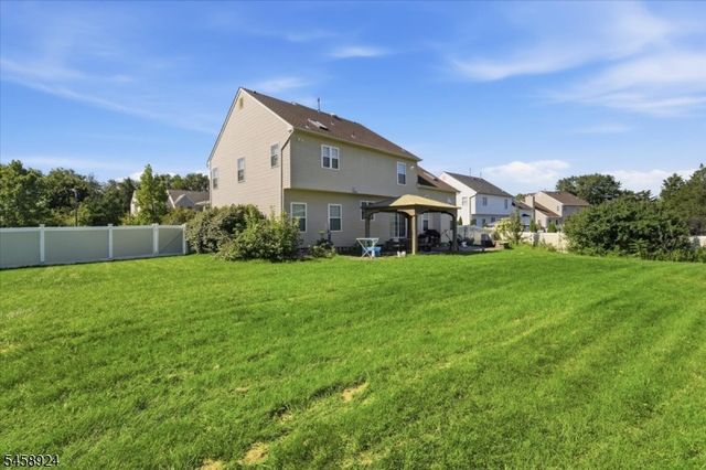 42 Margaret Dr, Franklin Twp., NJ 08873