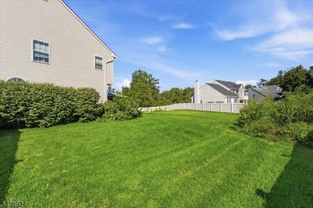 42 Margaret Dr, Franklin Twp., NJ 08873