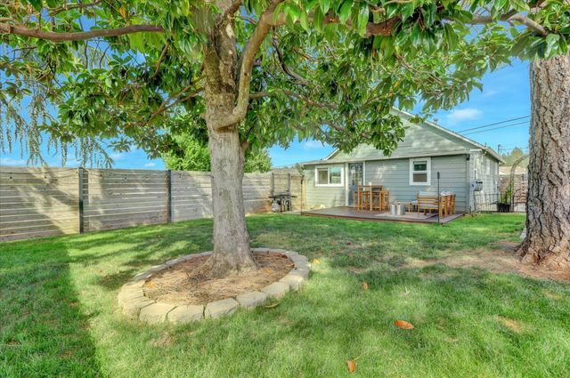 190 Upper Slate Creek Rd, Grass Valley, CA 95945