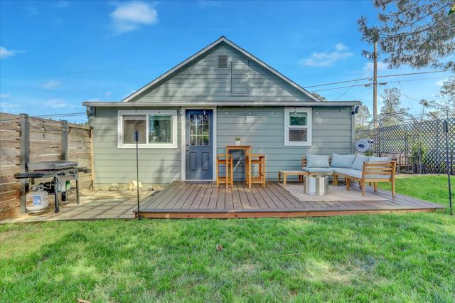 190 Upper Slate Creek Rd, Grass Valley, CA 95945