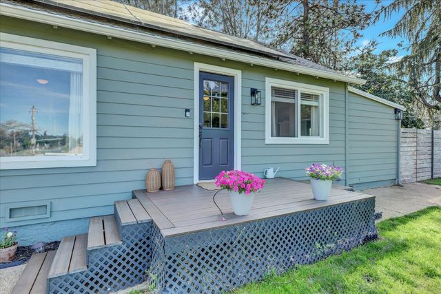 190 Upper Slate Creek Rd, Grass Valley, CA 95945