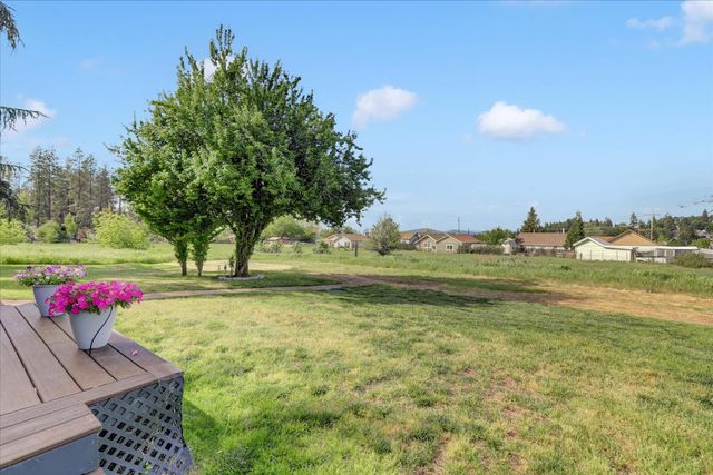 190 Upper Slate Creek Rd, Grass Valley, CA 95945