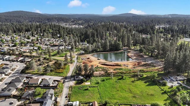 190 Upper Slate Creek Rd, Grass Valley, CA 95945