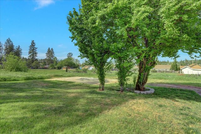 190 Upper Slate Creek Rd, Grass Valley, CA 95945