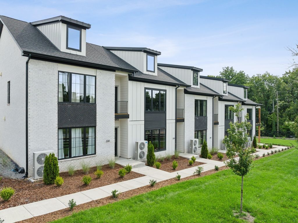 340 Sophia Rain Dr, Nashville, TN 37218