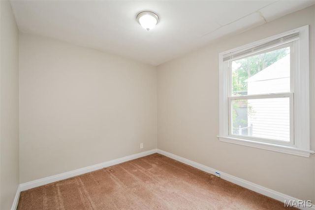 9457 Harold Drive, St Louis, MO 63134