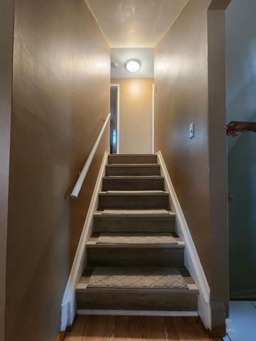 33155 Meadowlark Street, Farmington, MI 48336