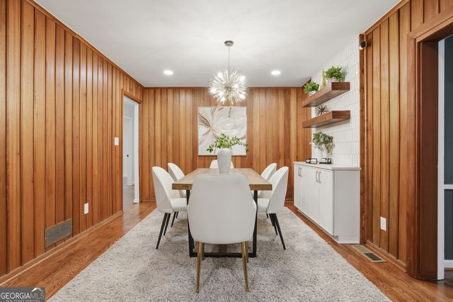 3547 EMBRY, Atlanta, GA 30341