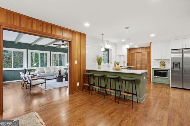 3547 EMBRY, Atlanta, GA 30341