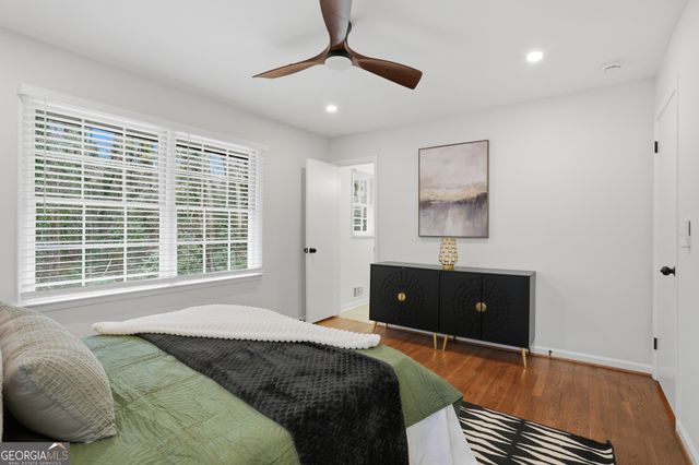 3547 EMBRY, Atlanta, GA 30341