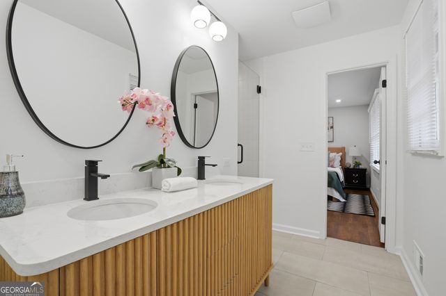 3547 EMBRY, Atlanta, GA 30341