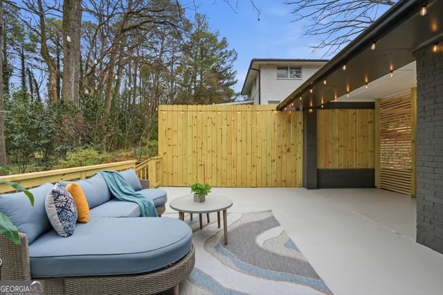 3547 EMBRY, Atlanta, GA 30341