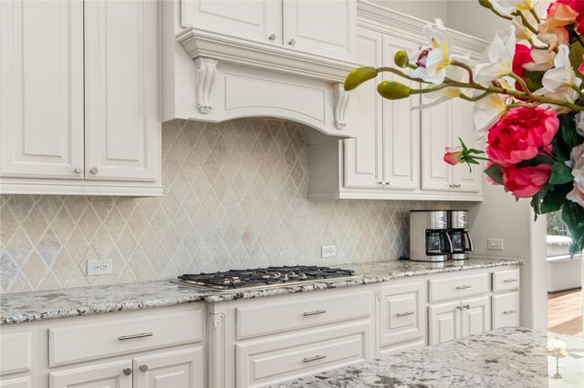 13702 Banks View Court, Houston, TX 77059