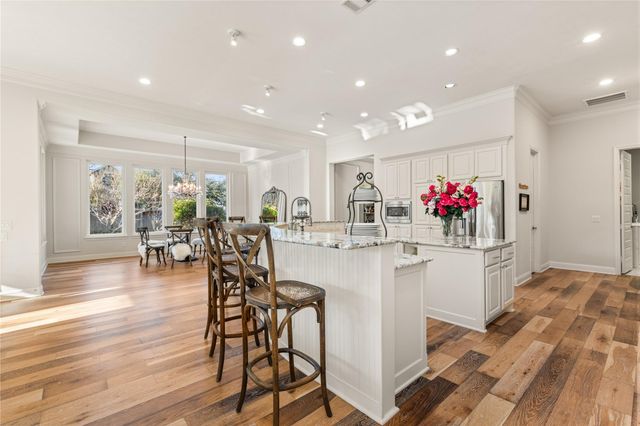 13702 Banks View Court, Houston, TX 77059