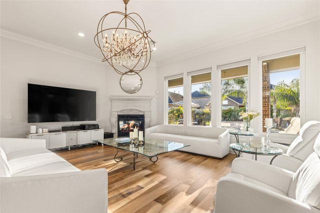 13702 Banks View Court, Houston, TX 77059