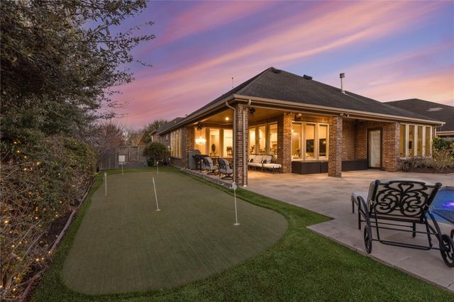 13702 Banks View Court, Houston, TX 77059