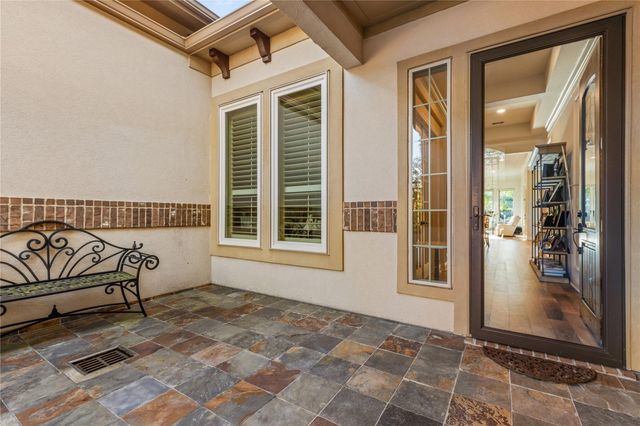 13702 Banks View Court, Houston, TX 77059