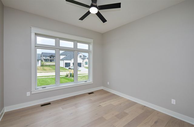 17686 Hammontree Drive, Clive, IA 50325