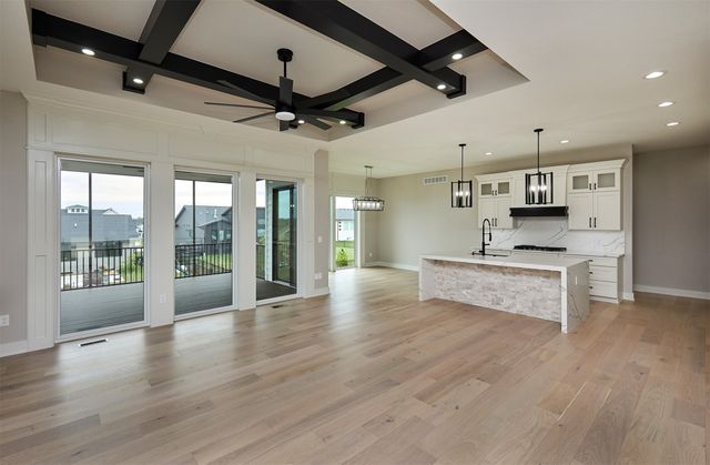 17686 Hammontree Drive, Clive, IA 50325