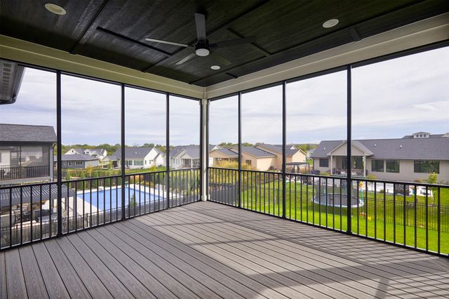 17686 Hammontree Drive, Clive, IA 50325