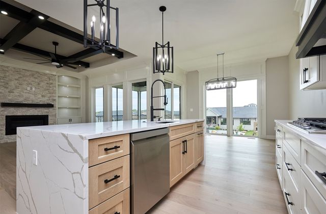 17686 Hammontree Drive, Clive, IA 50325