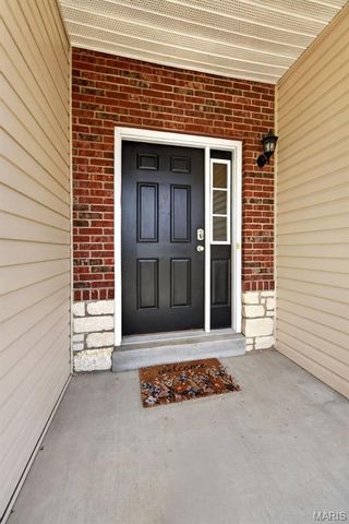 141 Amiot Court, Chesterfield, MO 63146
