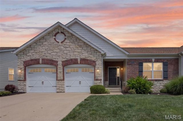 141 Amiot Court, Chesterfield, MO 63146