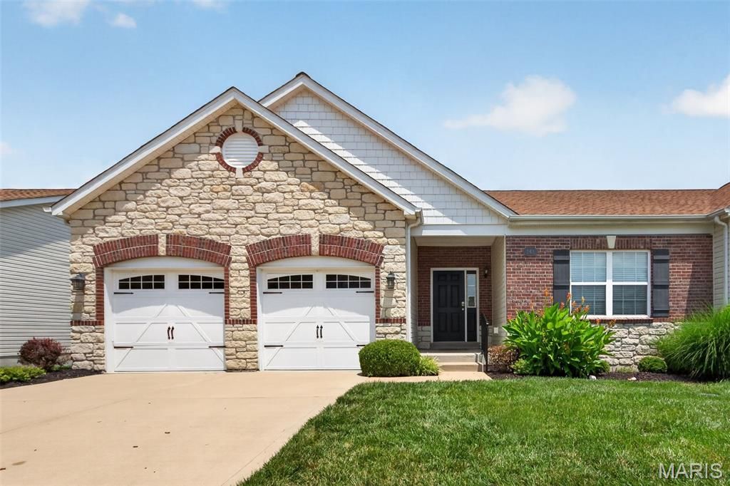 141 Amiot Court, Chesterfield, MO 63146