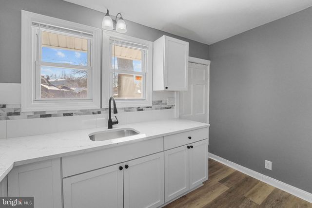 11 CONCORD AVE, Westville, NJ 08093