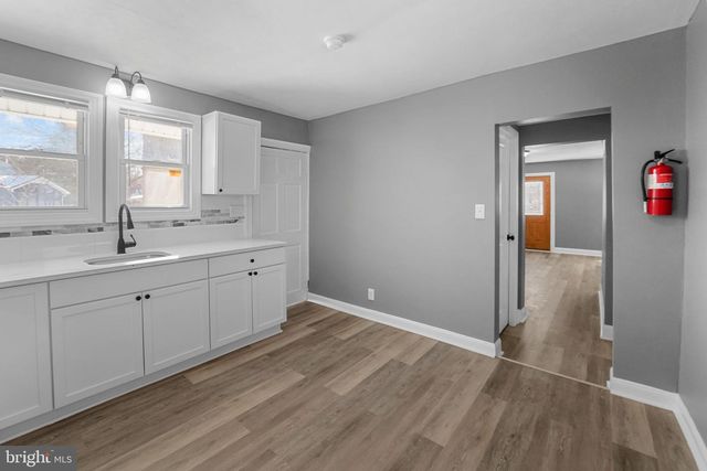 11 CONCORD AVE, Westville, NJ 08093