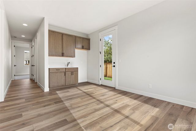 10142 Royal Valley Road NE, Poulsbo, WA 98370
