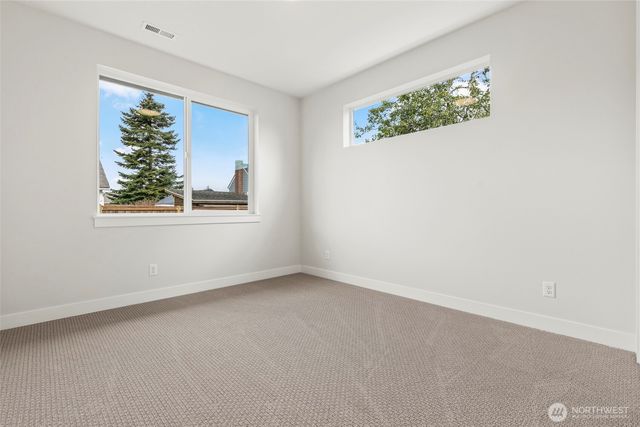 10142 Royal Valley Road NE, Poulsbo, WA 98370