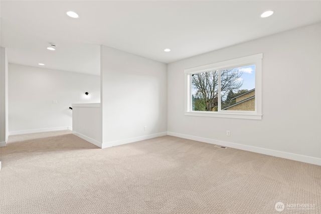 10142 Royal Valley Road NE, Poulsbo, WA 98370