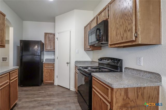 909 Lasso Drive B, Killeen, TX 76541