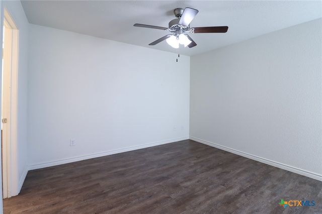 909 Lasso Drive B, Killeen, TX 76541