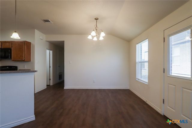 909 Lasso Drive B, Killeen, TX 76541