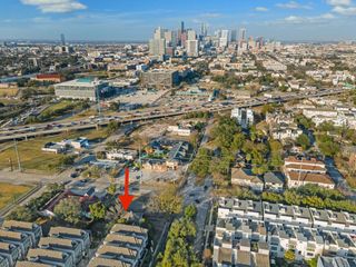 4708 Caroline Street, Houston, TX 77004