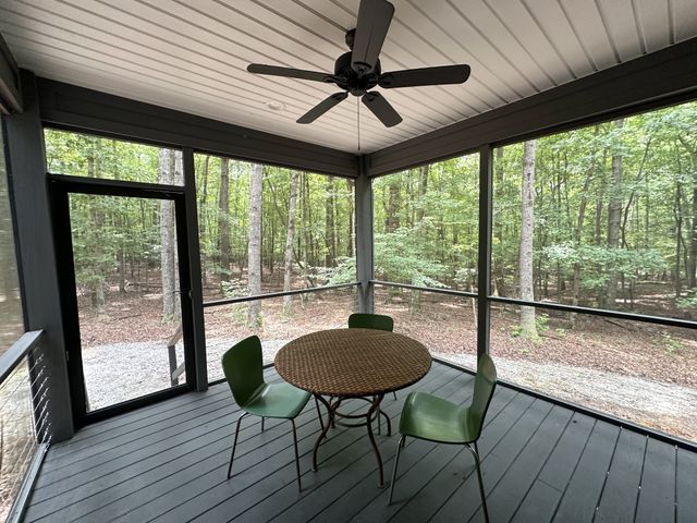 2220 Sarvisberry Pl, Monteagle, TN 37356