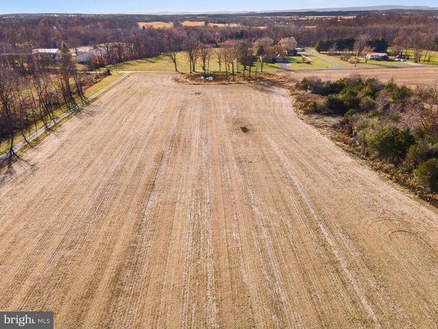 1145 THE SPANGLER RD, New Oxford, PA 17350