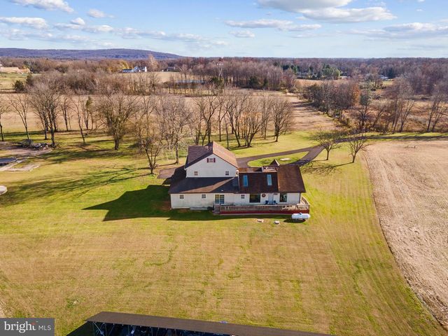 1145 THE SPANGLER RD, New Oxford, PA 17350