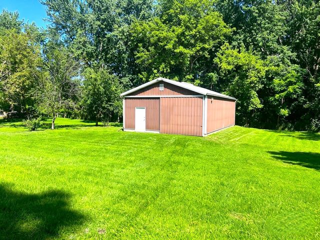 10529 22nd AVENUE, Pleasant Prairie, WI 53158